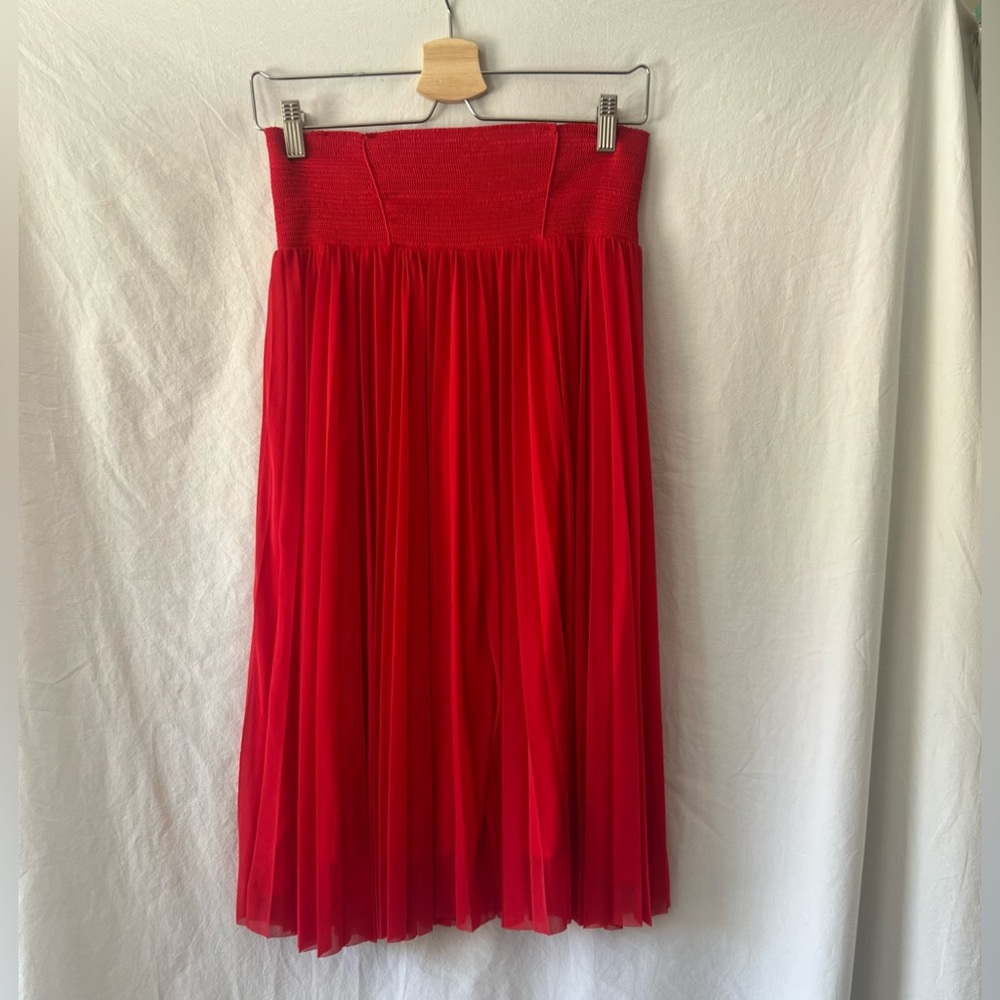 HD in Paris Vibrant Red A-Line Skirt XS